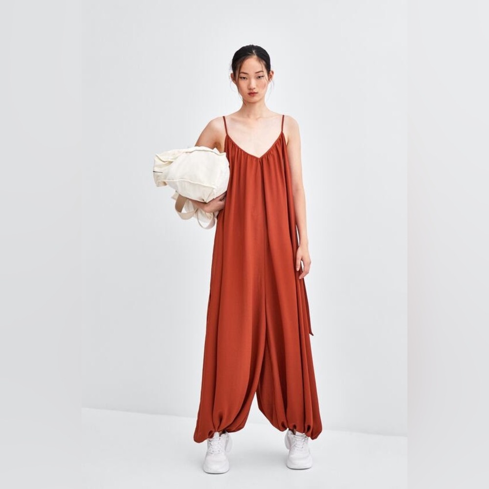 DONATED ❌ZARA Voluminous Flowy Jumpsuit (S-M)